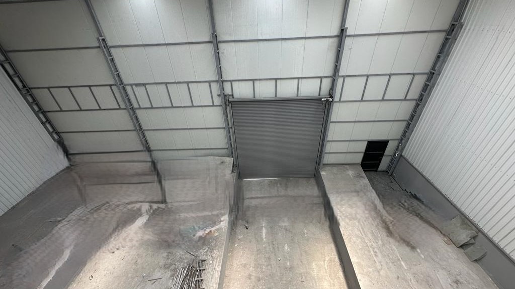 61aec902-11fb-4810-90f9-f51464fb4e49.jpg