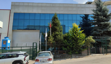 OSTİMDE 1700 M2 KİRALIK VİNÇLİ DÜKKAN